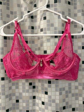Hot Pink Lace Underwire Bra